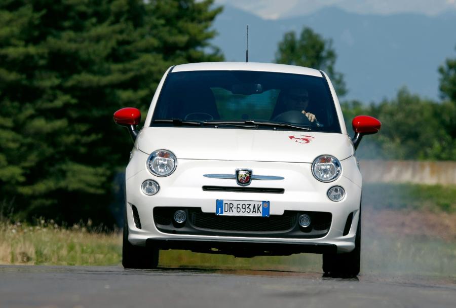  Abarth 500 2008 года  (WW) (фото 30 из 51)